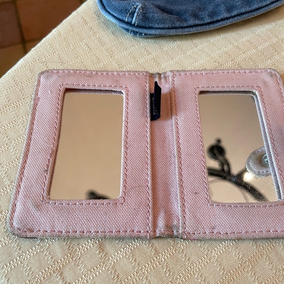 Small mirror compact - Picture 5 of 7